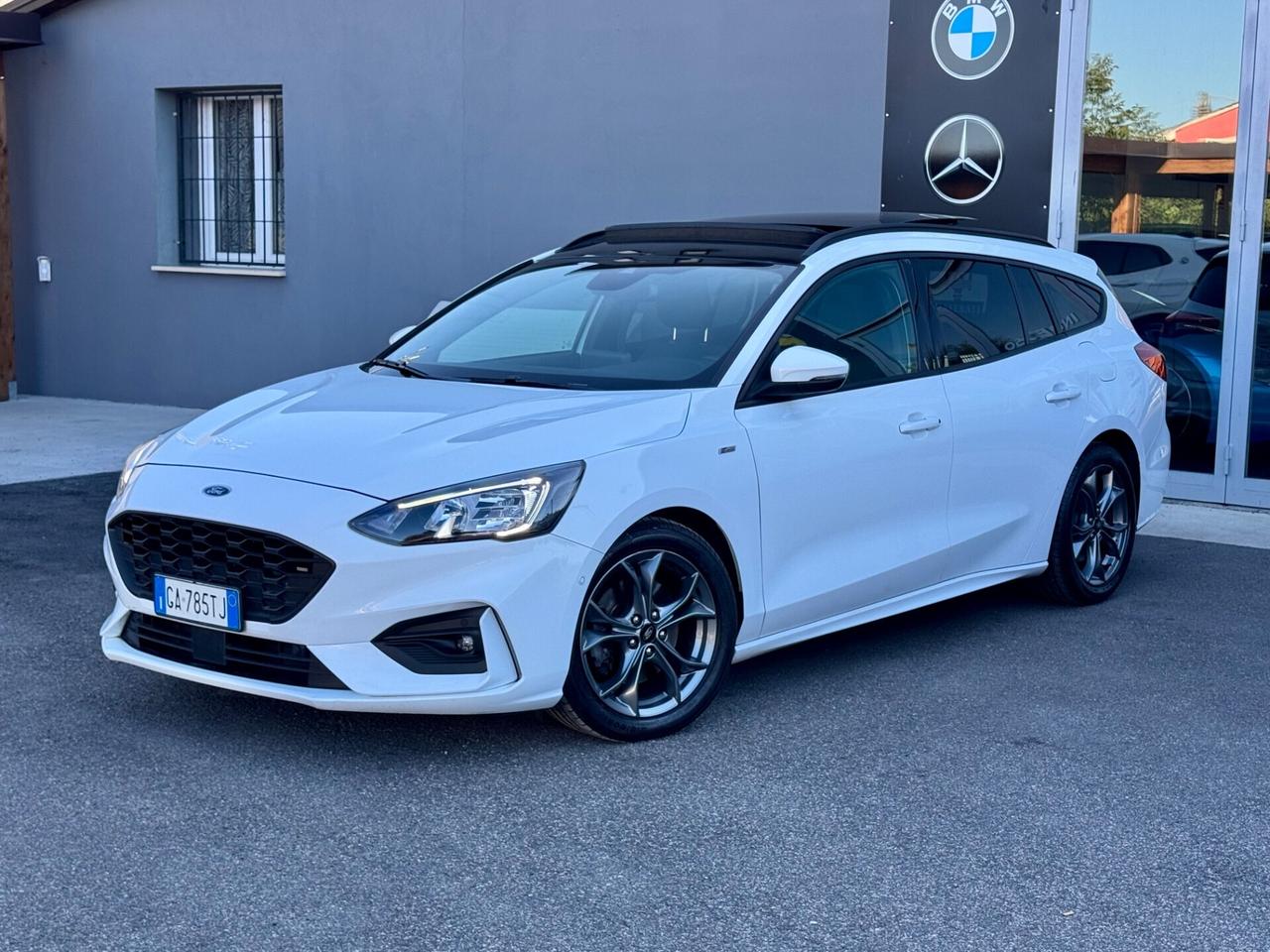 Focus 1.5 EcoBlue 120 CV automatico SW ST-Line Co-Pilot TETTO APRIBILE