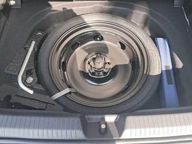 Volkswagen Golf 8ª serie 1.5eTSI 130CV DSG R-Line - NEOPATENTATI