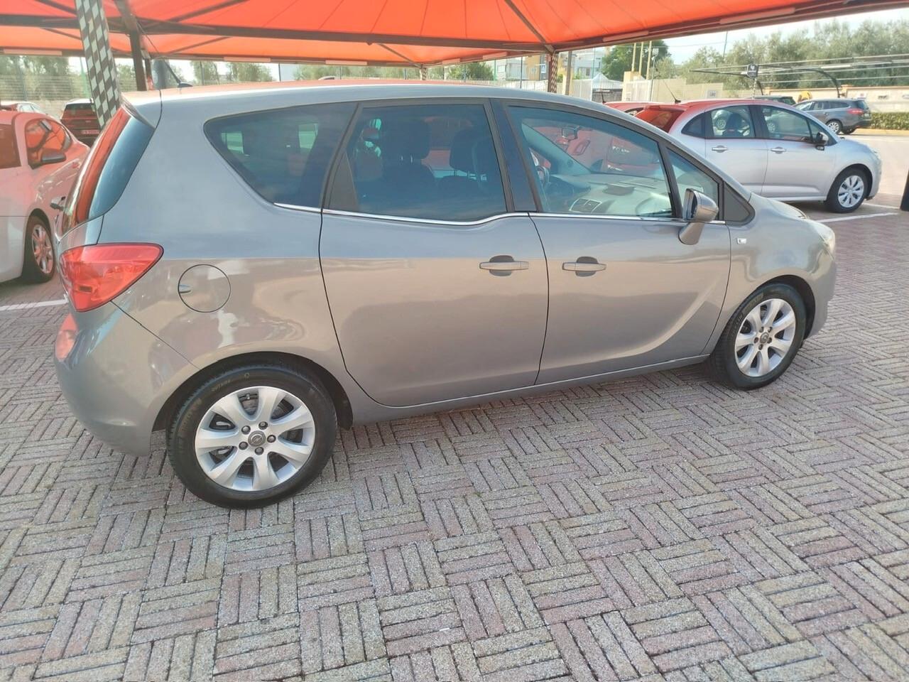 Opel Meriva 1.3 CDTI 95CV ecoFLEX Cosmo