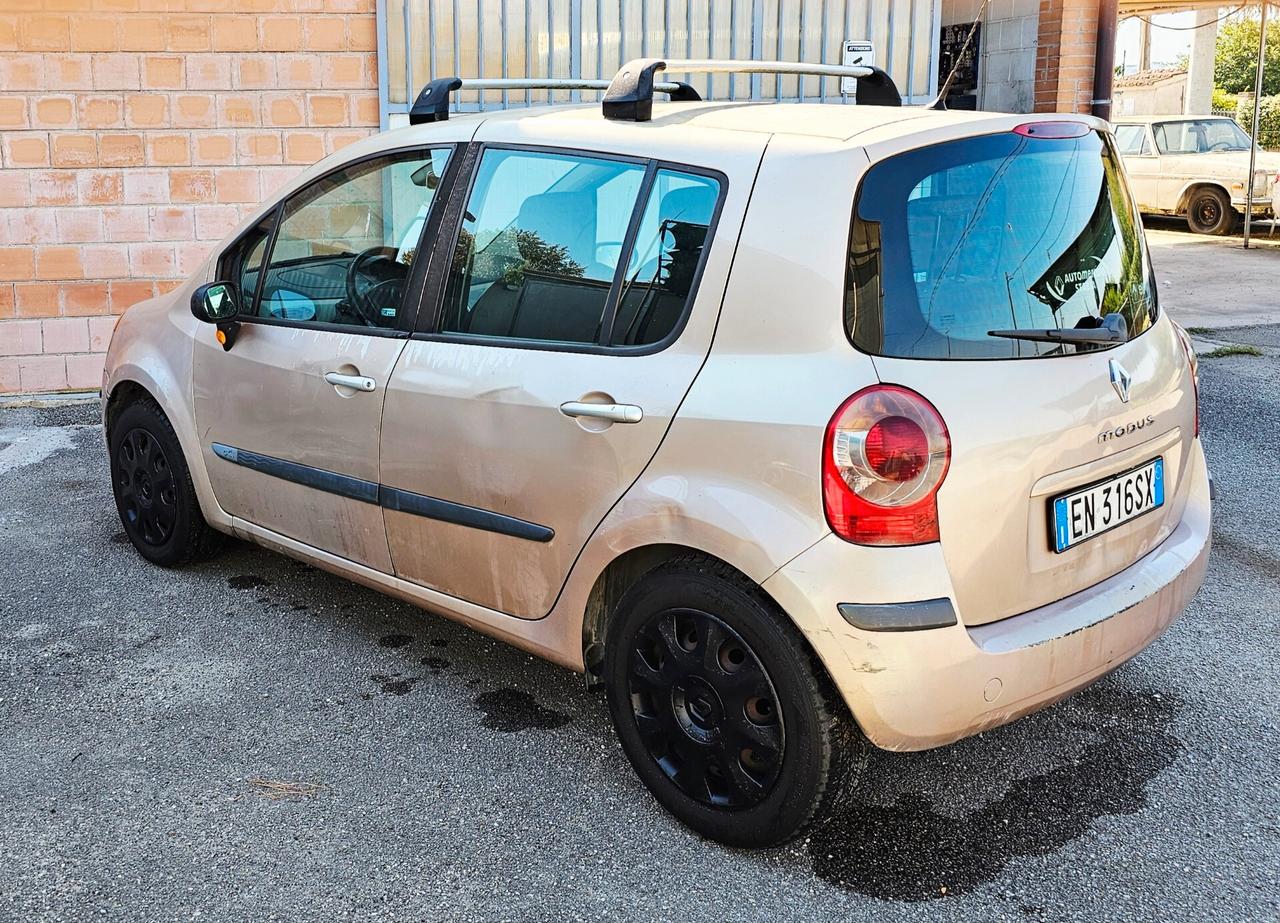 Renault Modus 1.5 dCi 75CV Wave