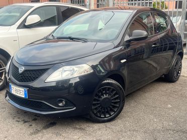 Lancia Ypsilon 1.2 69 CV 5 porte 23 mila km