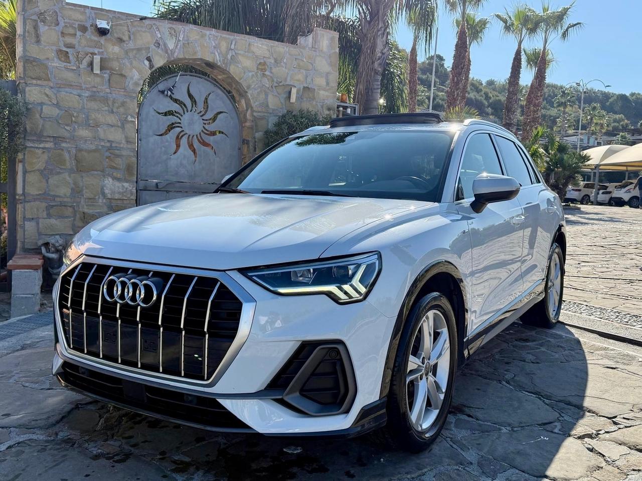 Audi Q3 35 TDI S tronic line edition