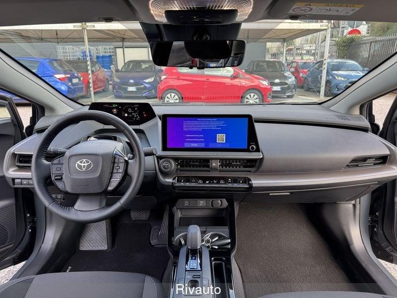 Toyota Prius 2.0 Plug-in Hybrid Lounge