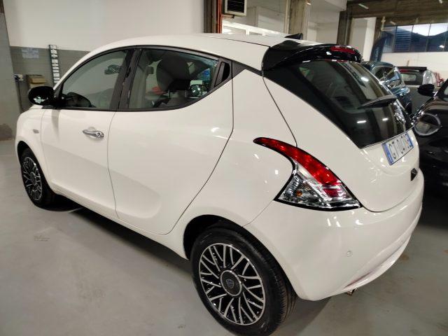 LANCIA Ypsilon 1.0 70cv Hybrid Platino PROMO