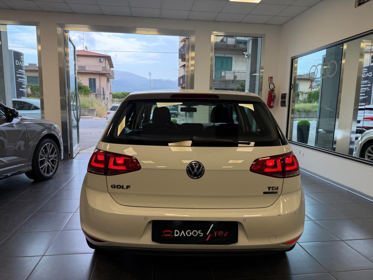 Volkswagen Golf 1.6 TDI DSG 5p. Highline BlueMotion Technology