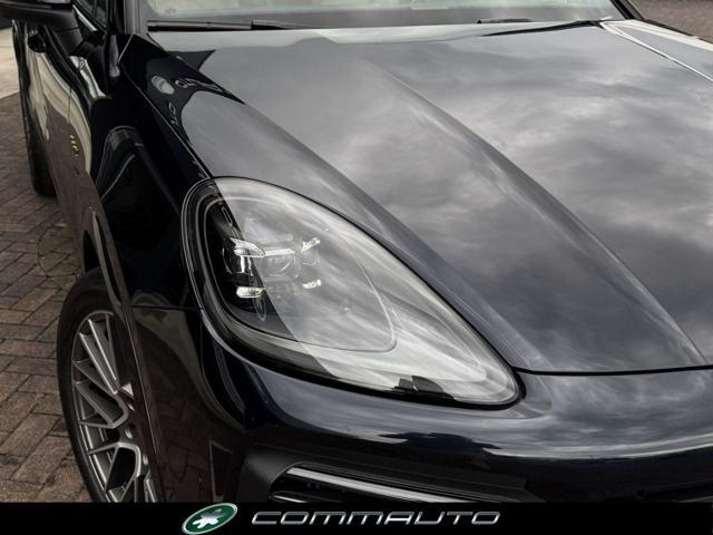 PORSCHE Cayenne Coupé 3.0 V6 E-Hybrid Platinum Edition