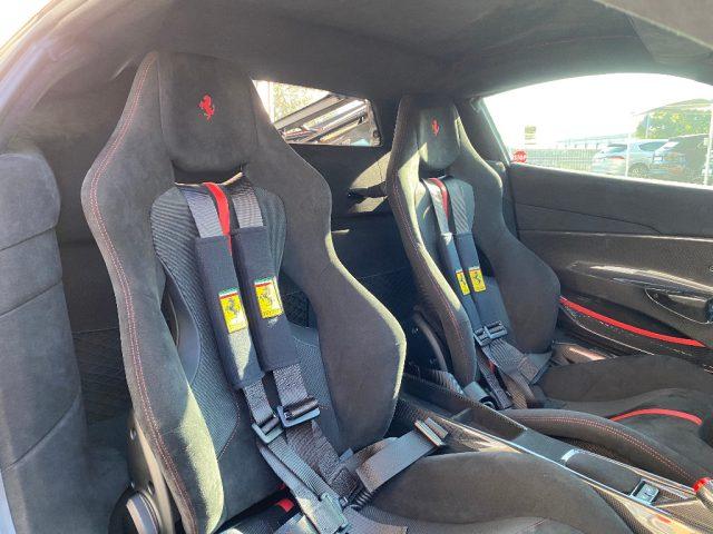 FERRARI 488 Pista