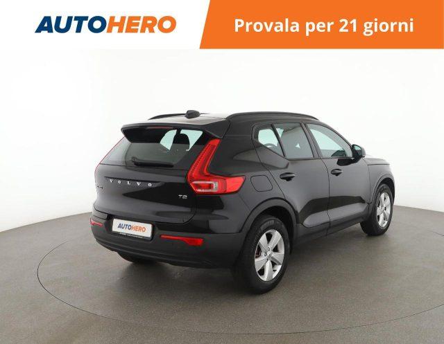 VOLVO XC40 T2 Geartronic Momentum Core