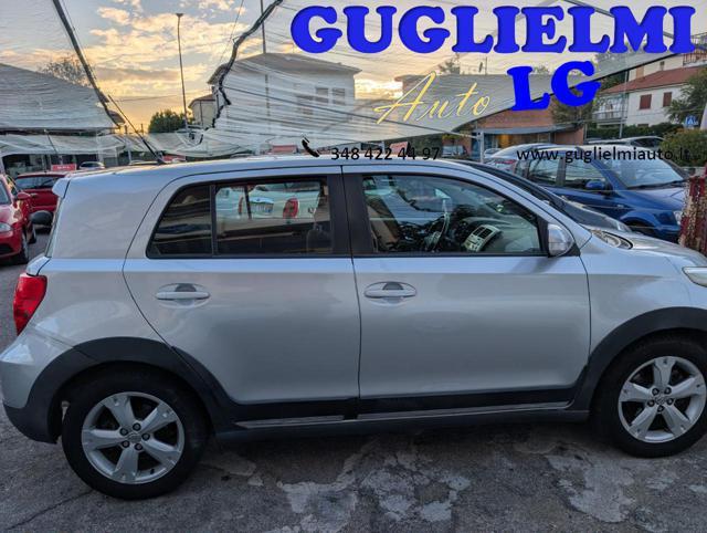 TOYOTA Urban Cruiser 1.3 Sol
