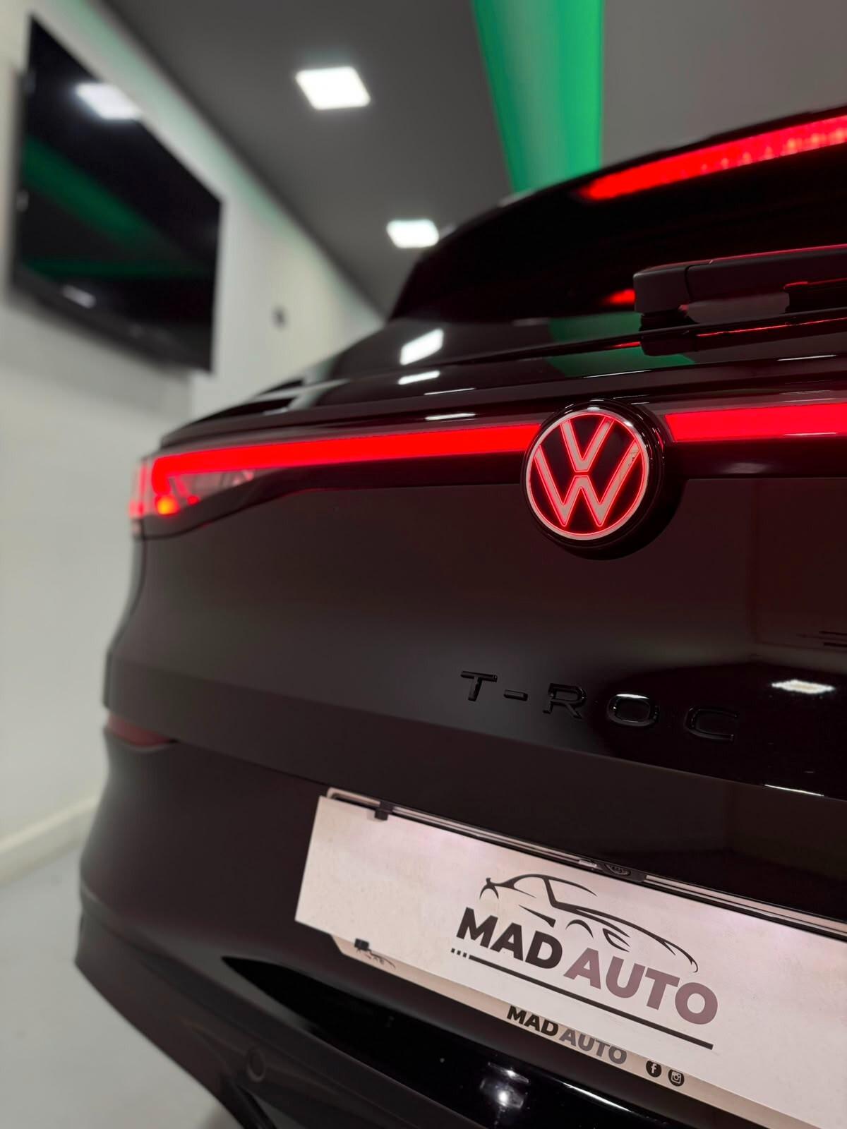 Volkswagen T-Roc 1.5 eTSI ACT 150 CV DSG R-Line
