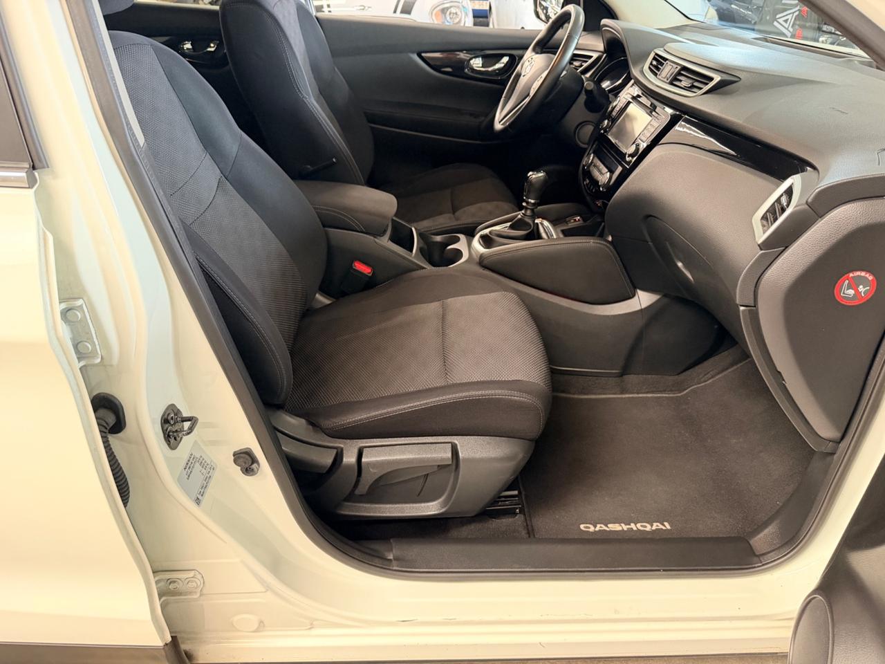 Nissan Qashqai 1.6 dCi 2WD N-Connecta