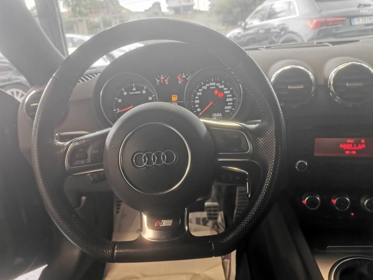 Audi TT Roadster 1.8 TFSI Advanced plus 2011