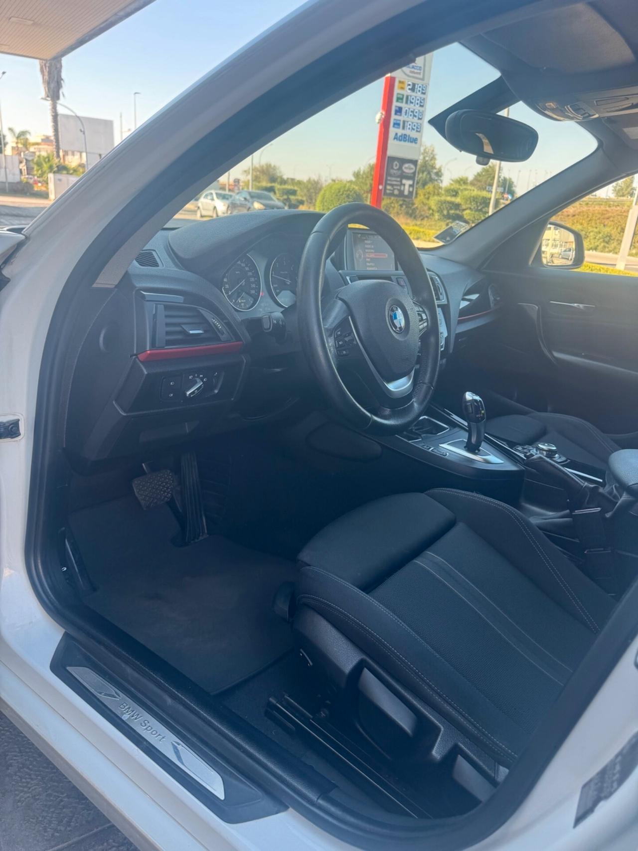 Bmw 118d 5p. Sport Automatico