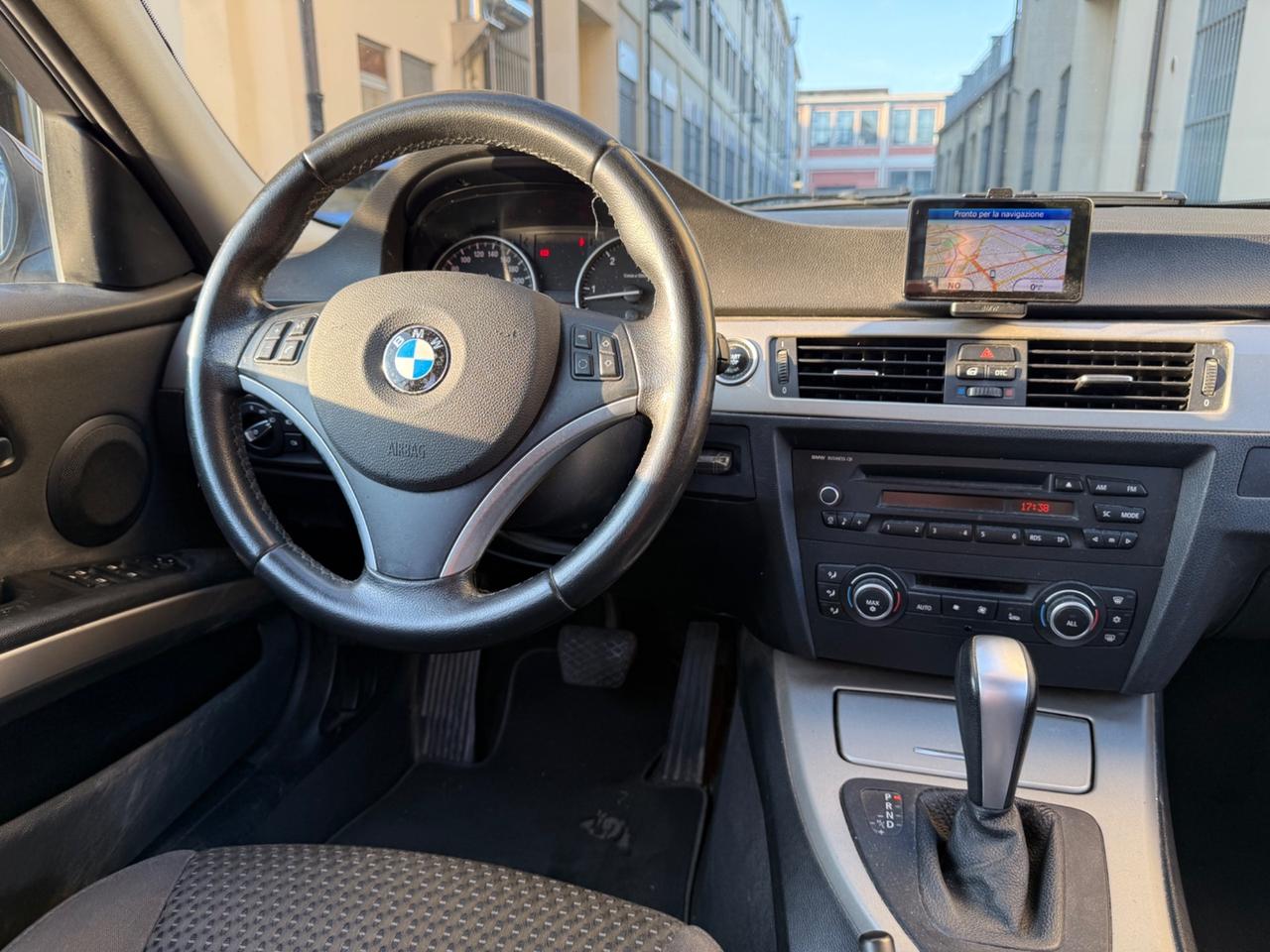 Bmw 320 SERIE 177CV ELETTA EURO 5