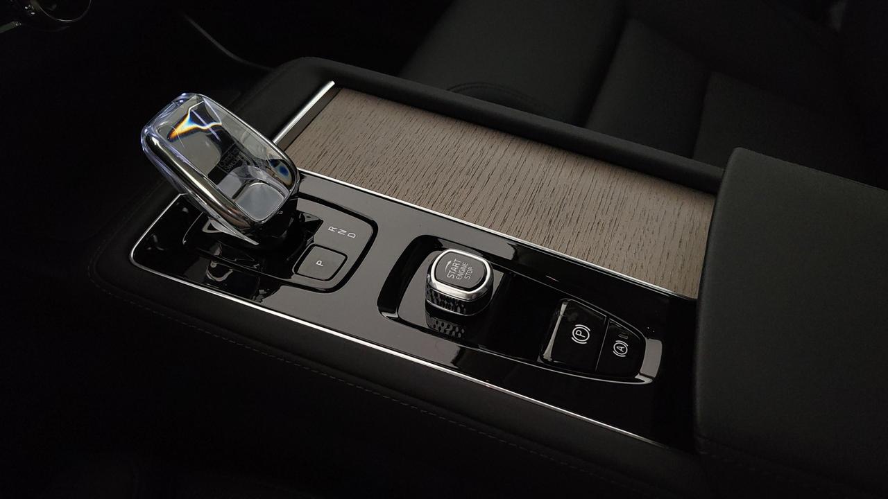 VOLVO XC90 2.0 t8 phev Ultra Dark awd 7p.ti auto