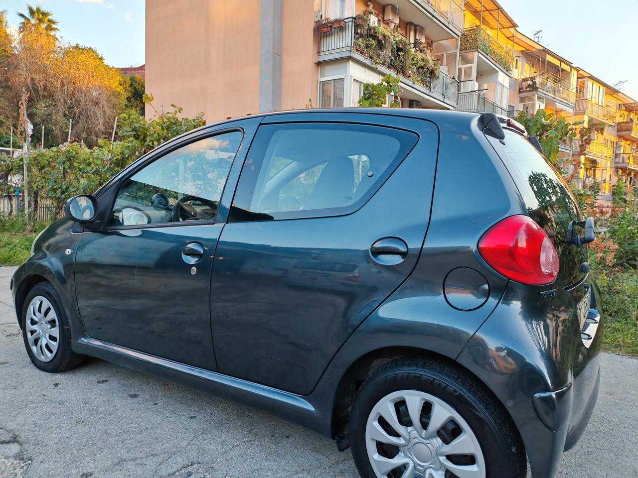 Toyota Aygo UNICO PROPRIETARIO POCHI KM