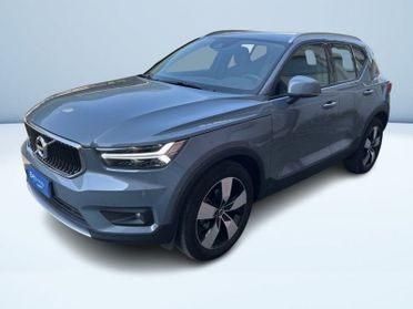 Volvo XC40 2.0 D3 MOMENTUM PRO AUTO MY21