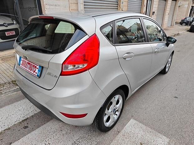 FORD Fiesta 1.2 Benzina 5 porte - 2012