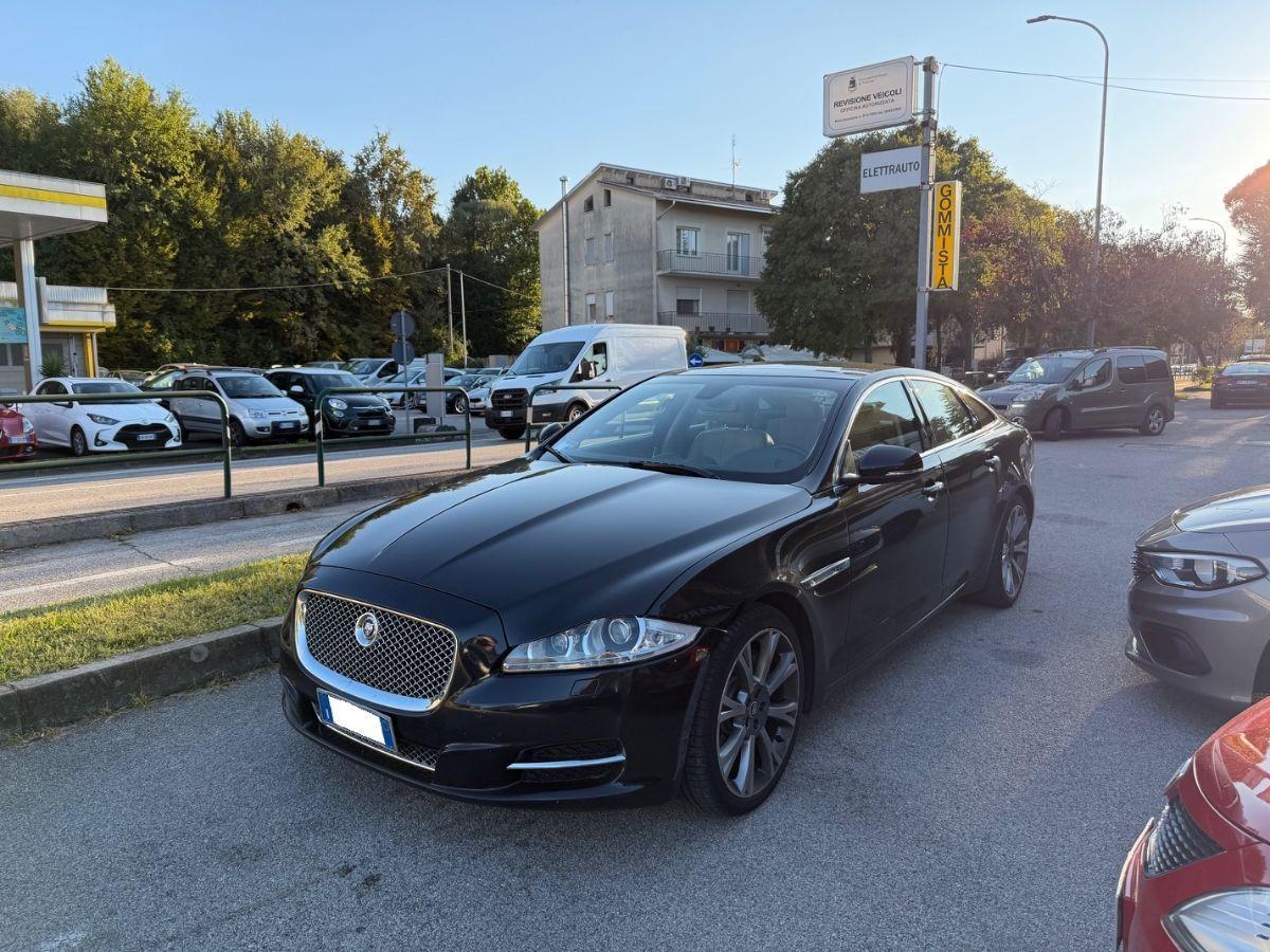 JAGUAR - XJ - 3.0D V6 Premium Luxury