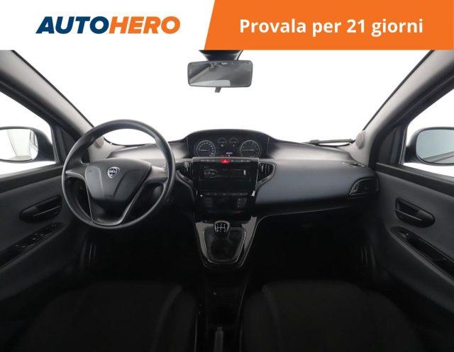 LANCIA Ypsilon 1.2 69 CV 5 porte Silver