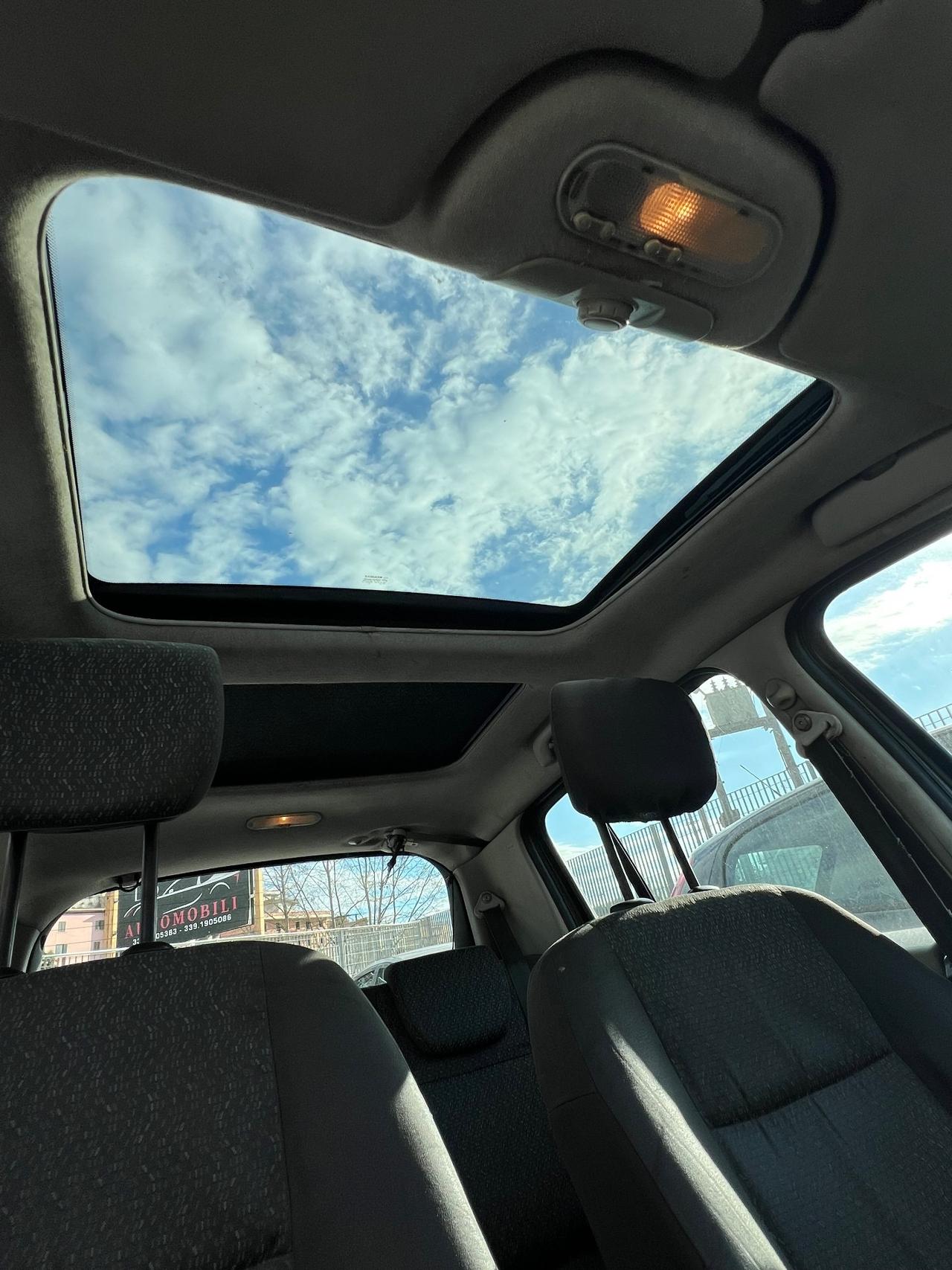 Renault Modus 1.5 dCi 82CV Luxe Privilège