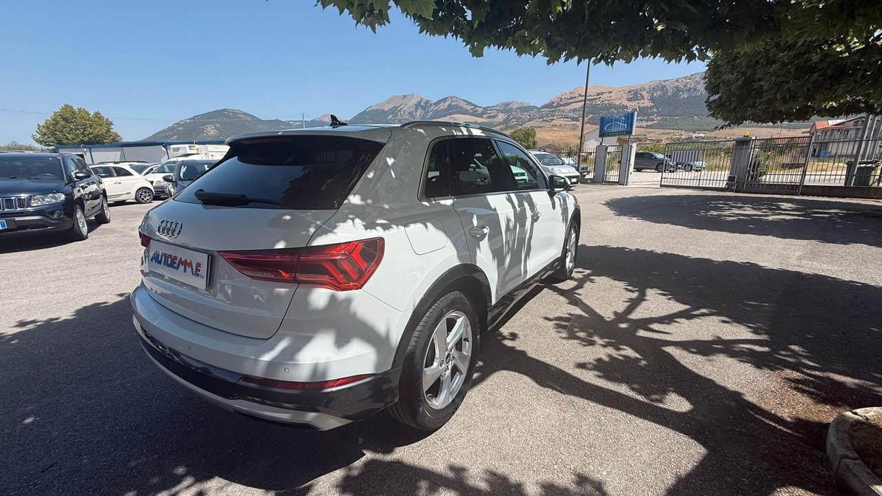 Audi Q3 35 TDI S tronic Business Advanced