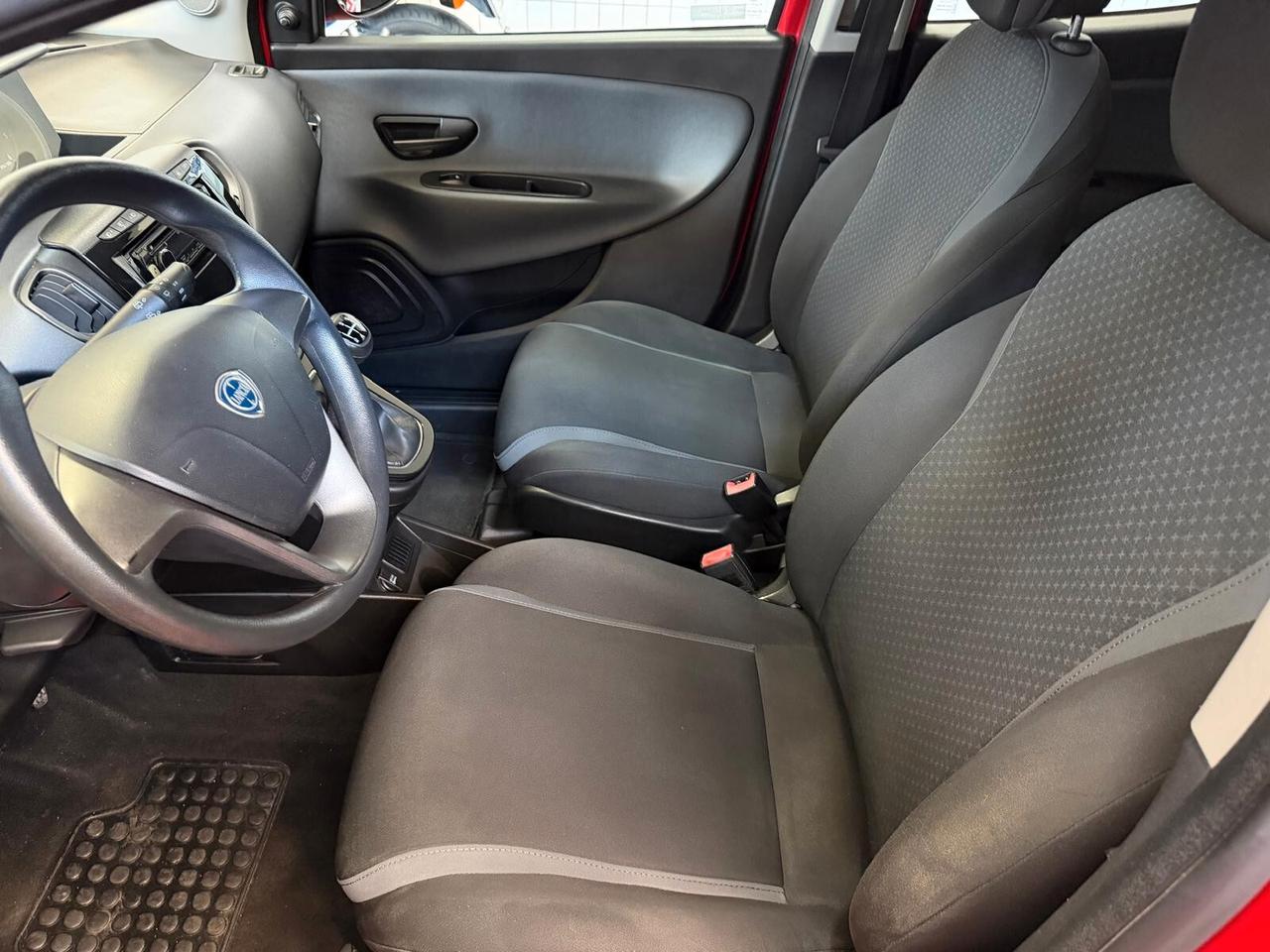 Lancia Ypsilon 1.3 MJT 16V 95 CV 5 porte S&S Mya