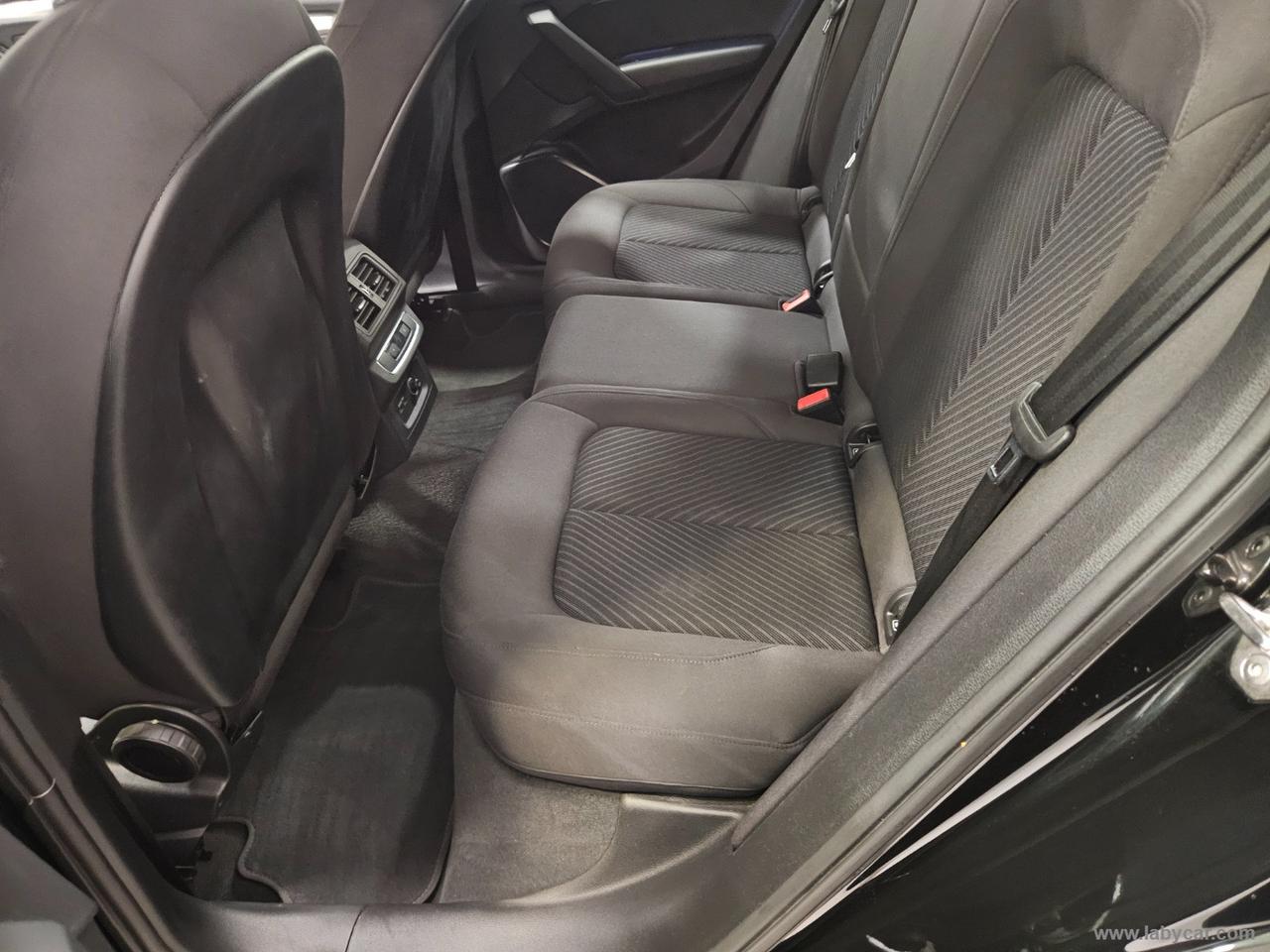 AUDI Q5 SPB 40 TDI quattro S tr. Busin. Adv.