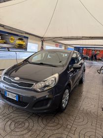 Kia Rio 1.1 CRDi WGT 5p. EX