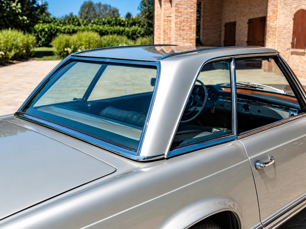 Mercedes-benz SL 230 Pagoda W113