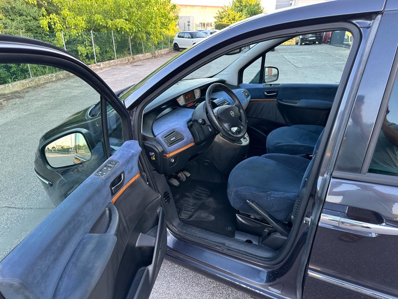 Lancia Phedra 2.2 MJT Limited Edition