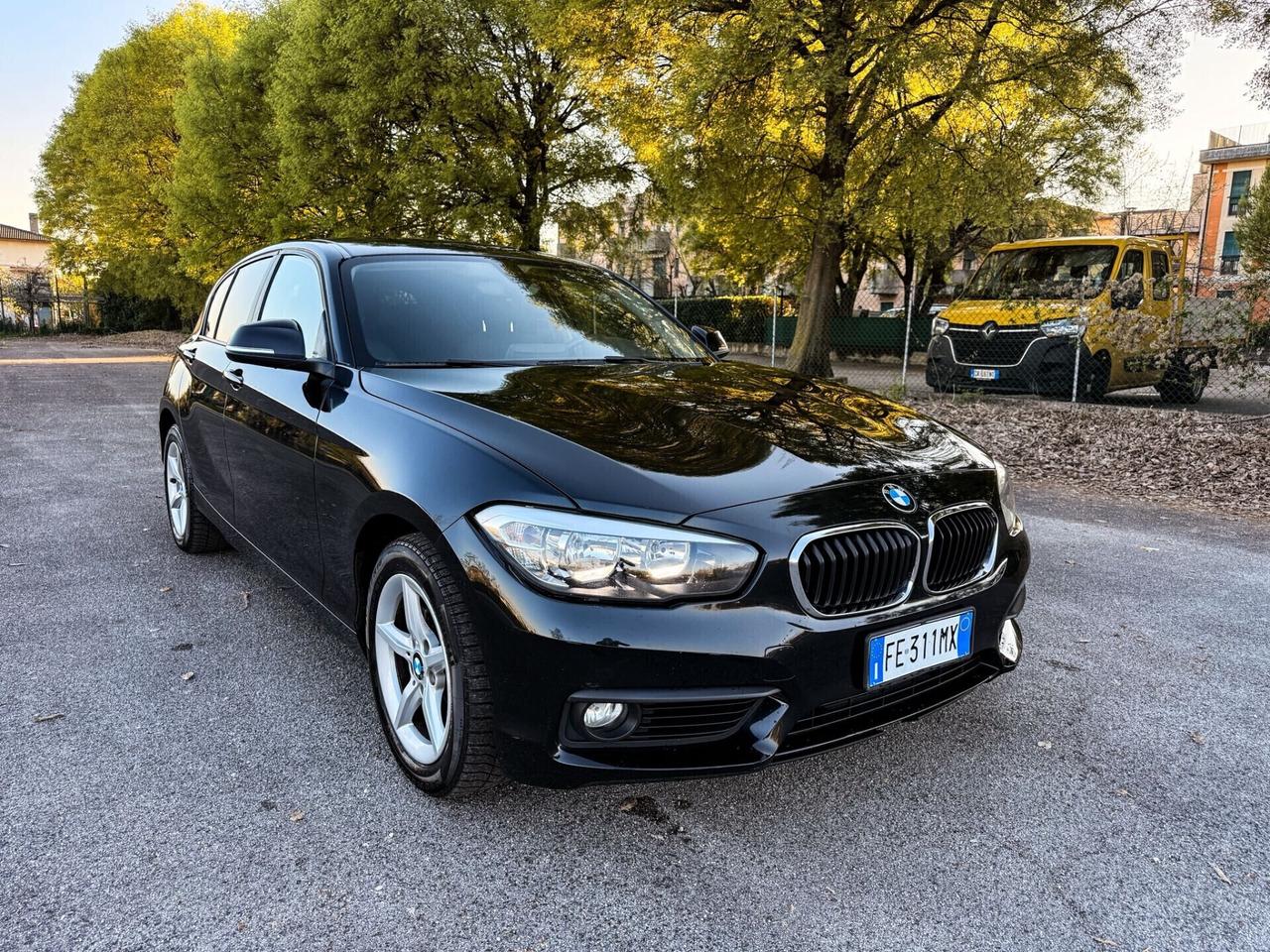 Bmw 118 118d 5p. Urban