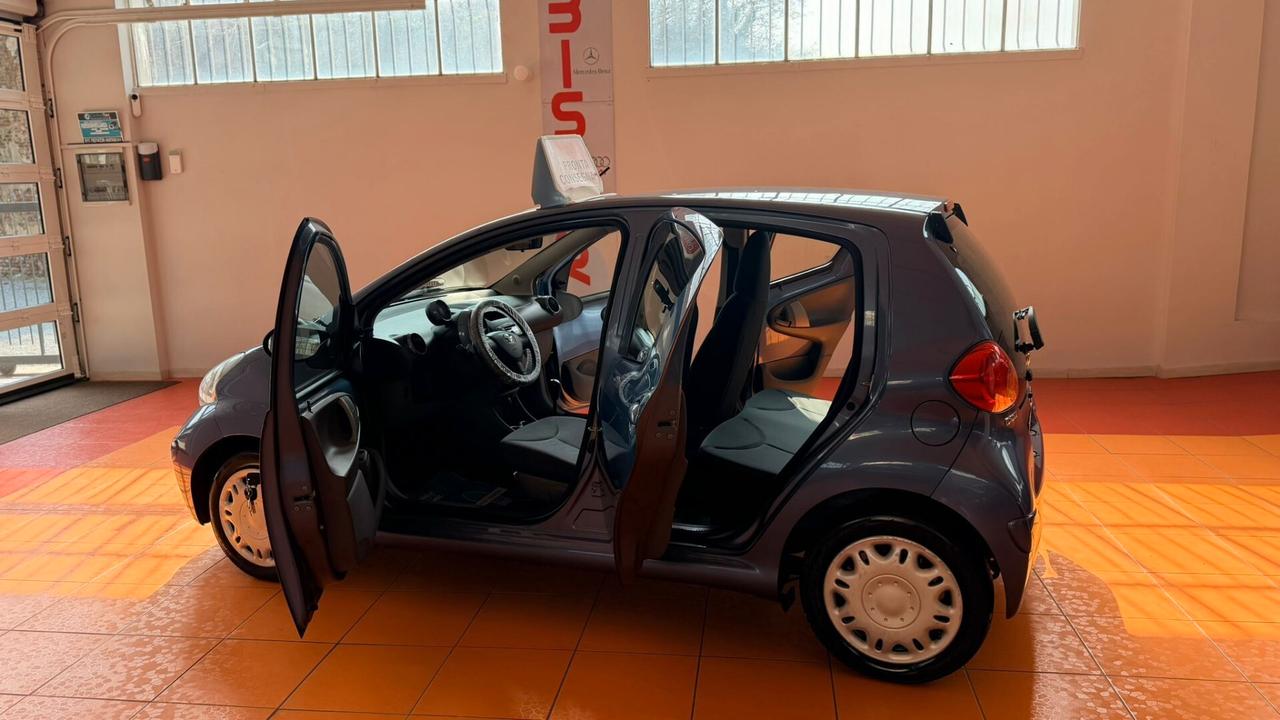 Toyota Aygo 1.0 12V VVT-i 5 porte