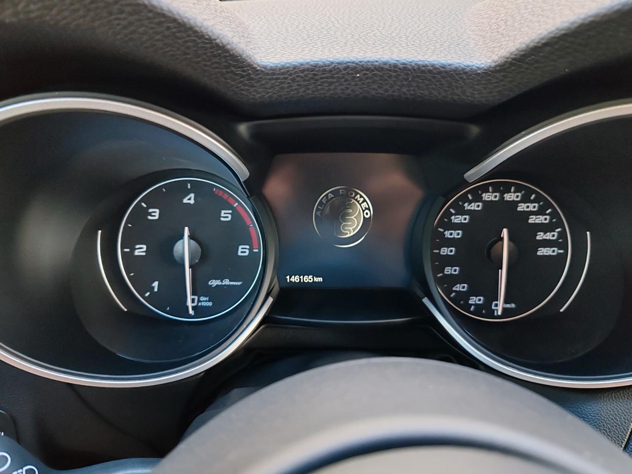 Alfa Romeo Stelvio 2.2 Turbodiesel 210 CV AT8 Q4 Executive