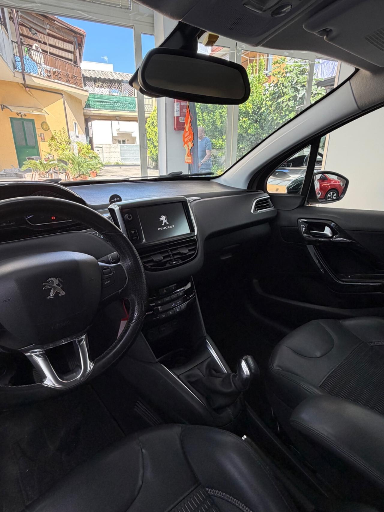 Peugeot 208 1.2 VTi 82 CV 3 porte Allure
