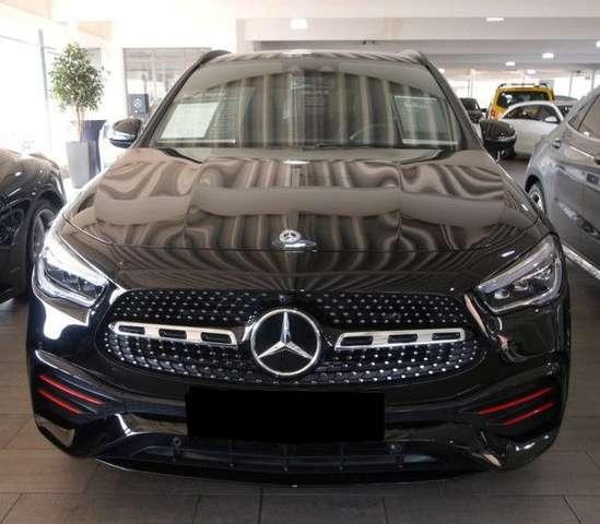 Mercedes-Benz GLA 220 D 4M NIGHT PACK AMG PREMIUM EDITION KAMERA MBUX