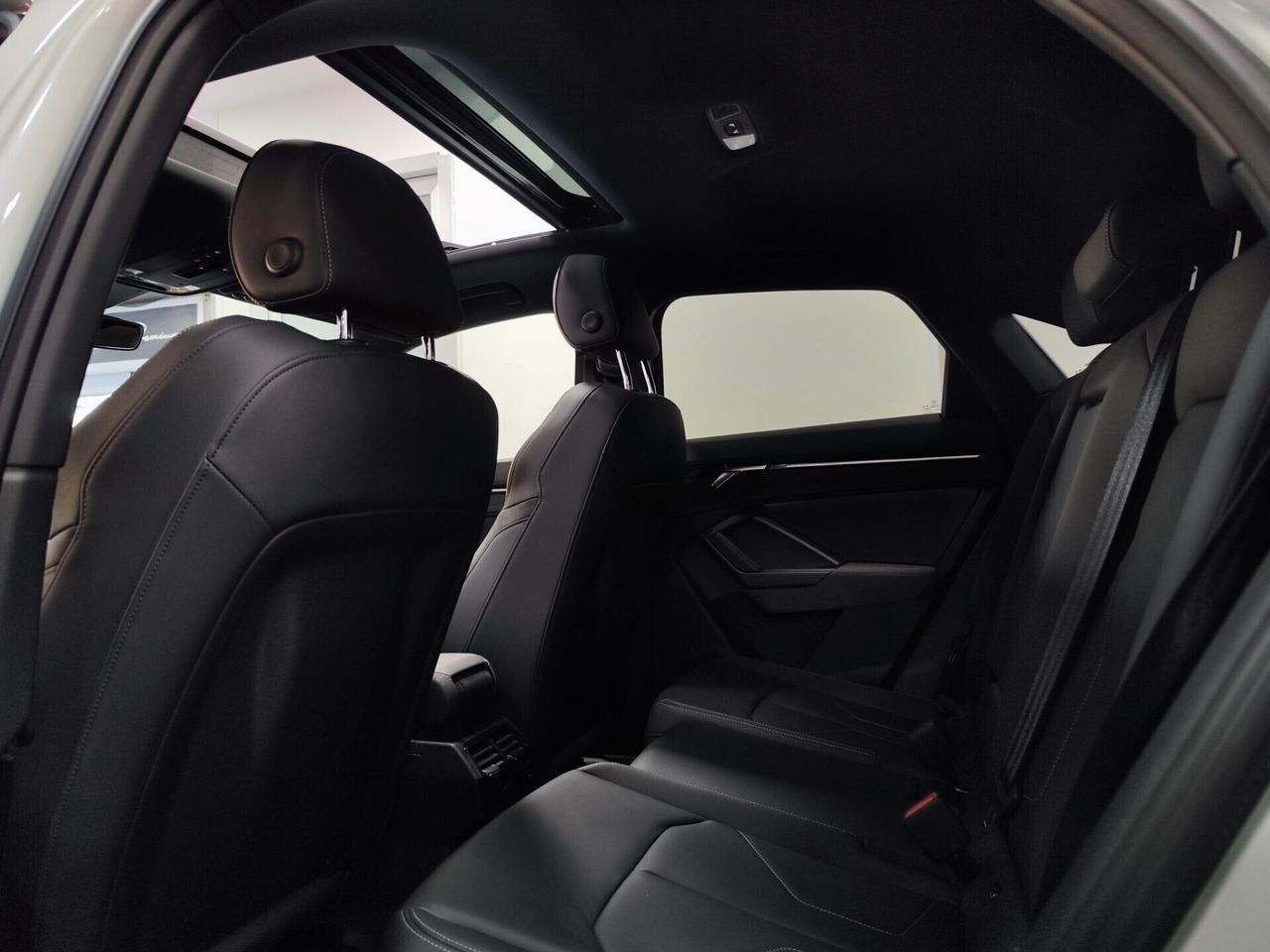 Audi Q3 SPB 35 TDI 150cv S tronic S line Tetto Black Matrix