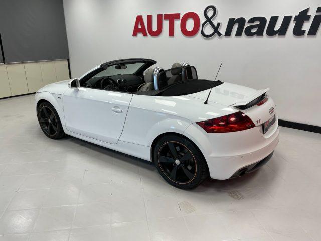 AUDI TT Roadster 3.2 V6 quattro S tronic