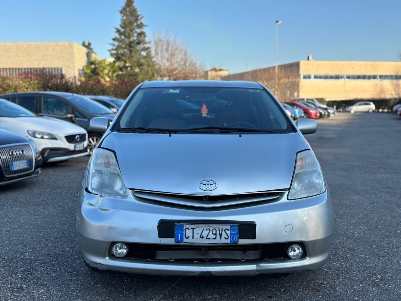 Toyota Prius 1.5i 16V