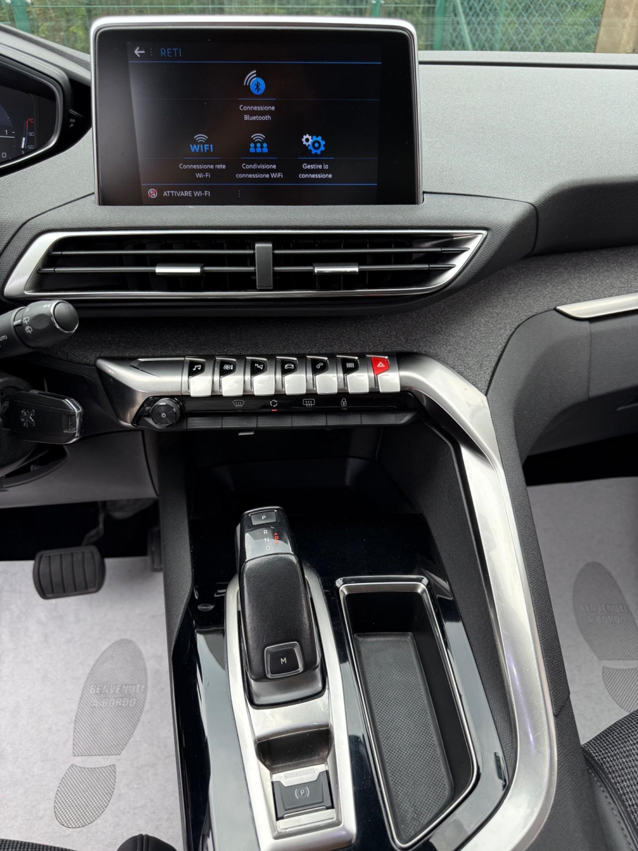 Peugeot 3008 BlueHDi 130 S&S EAT8 Allure*Automatik*Pelle*Navi