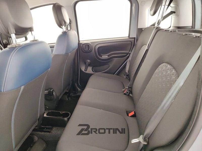 FIAT Panda Cross Panda 1.0 firefly hybrid City Cross s&s 70cv