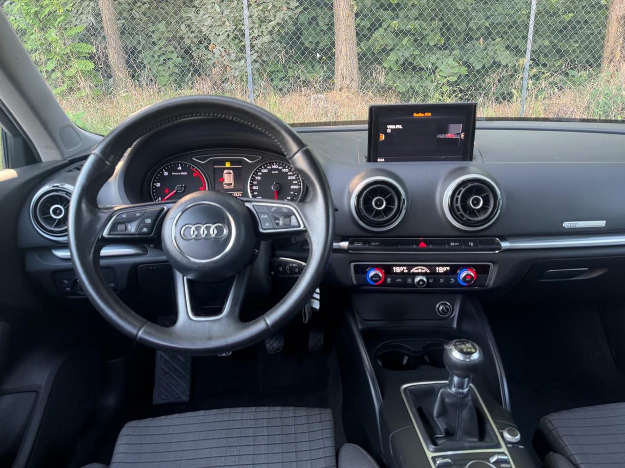 Audi A3 SPB 1.6 TDI Sport 110cv
