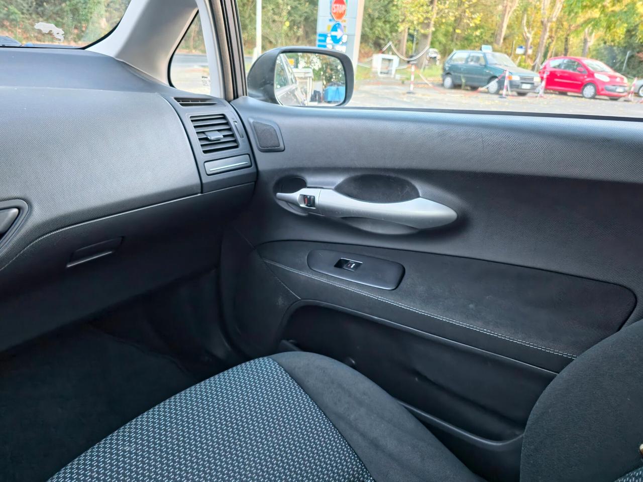 Toyota Auris 1.4 D-4D 5 porte CV-90 E4 Manuale NEO 2010