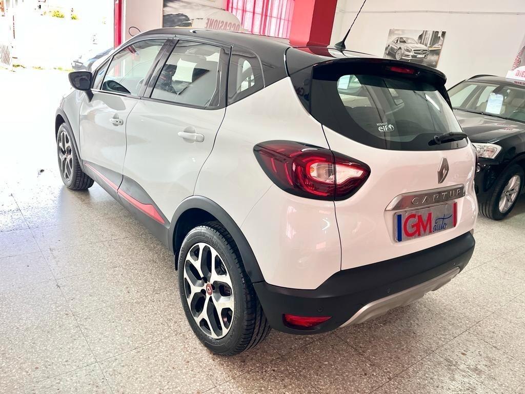 Renault Captur dCi 8V 90 CV EDC Sport Edition