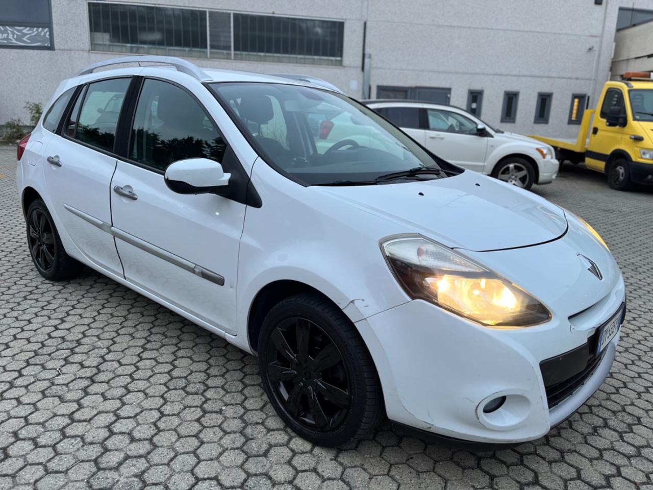 Renault Clio 1.2 16V SporTour Dynamique