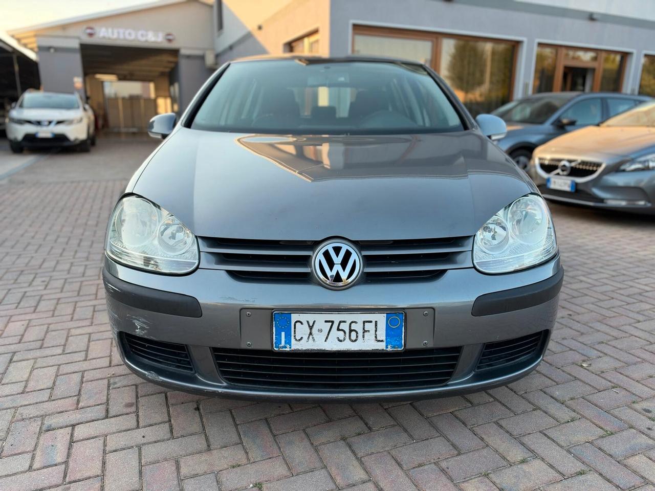 Volkswagen Golf 1.9 TDI 5p. Sportline