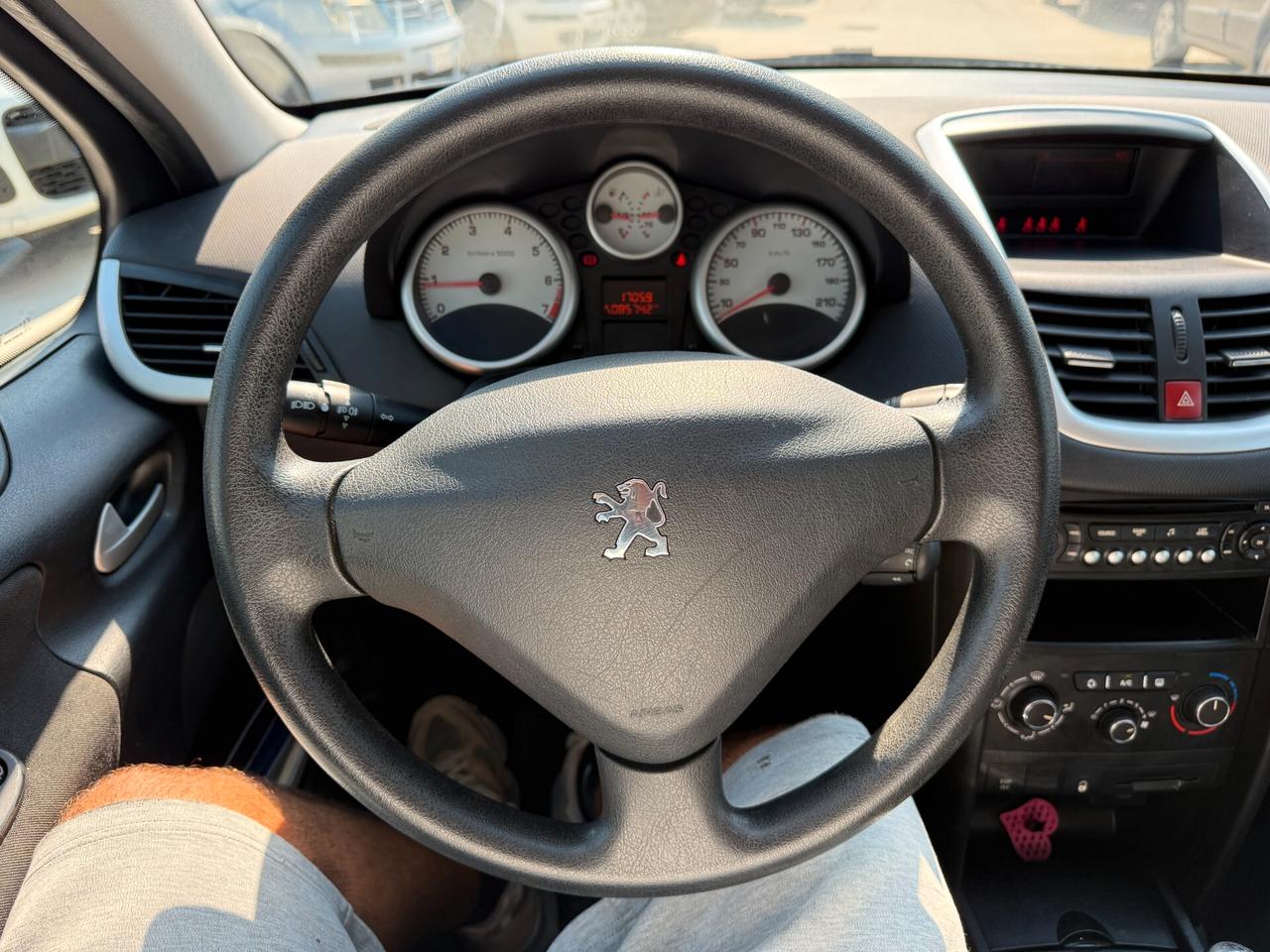 PEUGEOT 207 2010 1.4 BENZINA 73 CV 85.000 KM