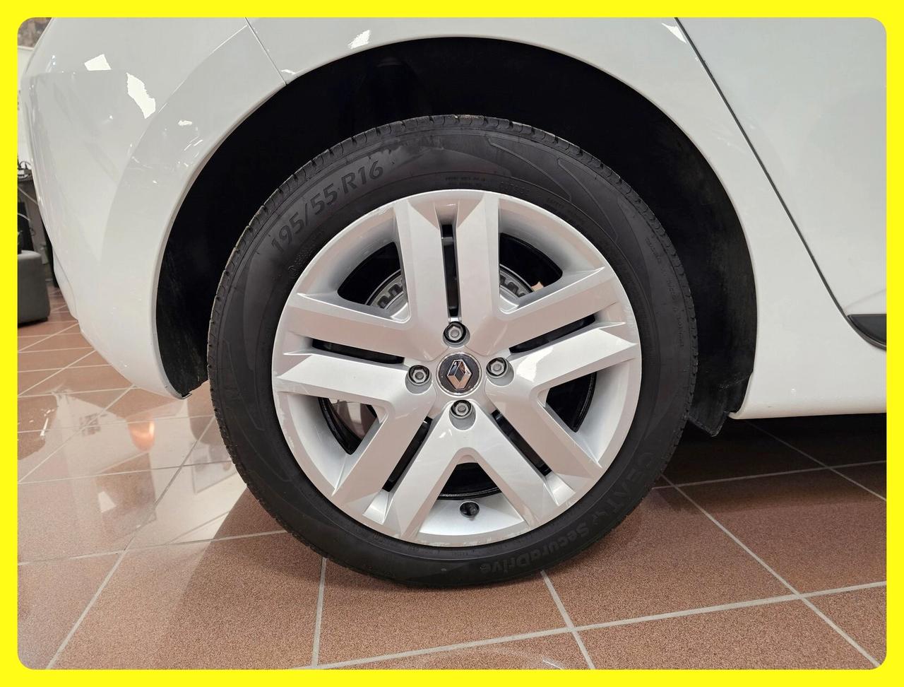 Renault New Clio 1.5 BluedCi 100CV Business Garantita