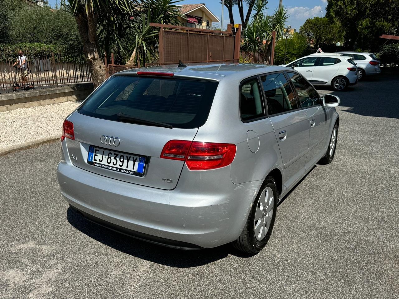 Audi A3 SPB 1.6 TDI 105 CV CR Attraction