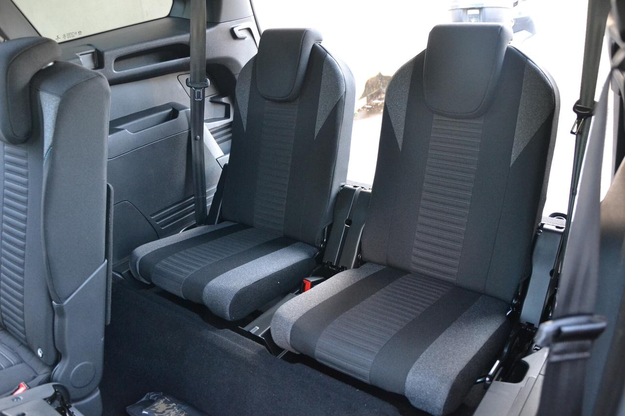 Peugeot 5008 1.5 HDi 130CV EAT8 7 POSTI **KM10000*PREZZO VERO*